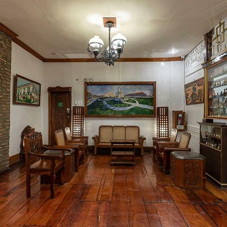 Zen Rooms Grandpa'S Inn Βιγκάν Εξωτερικό φωτογραφία