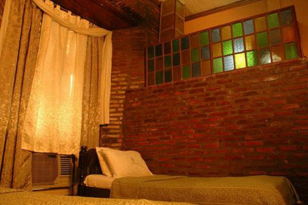 Zen Rooms Grandpa'S Inn Βιγκάν Εξωτερικό φωτογραφία