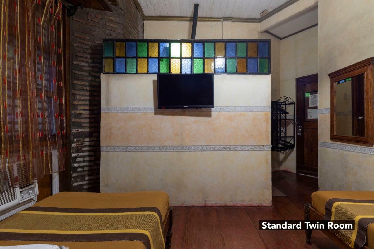 Zen Rooms Grandpa'S Inn Βιγκάν Εξωτερικό φωτογραφία